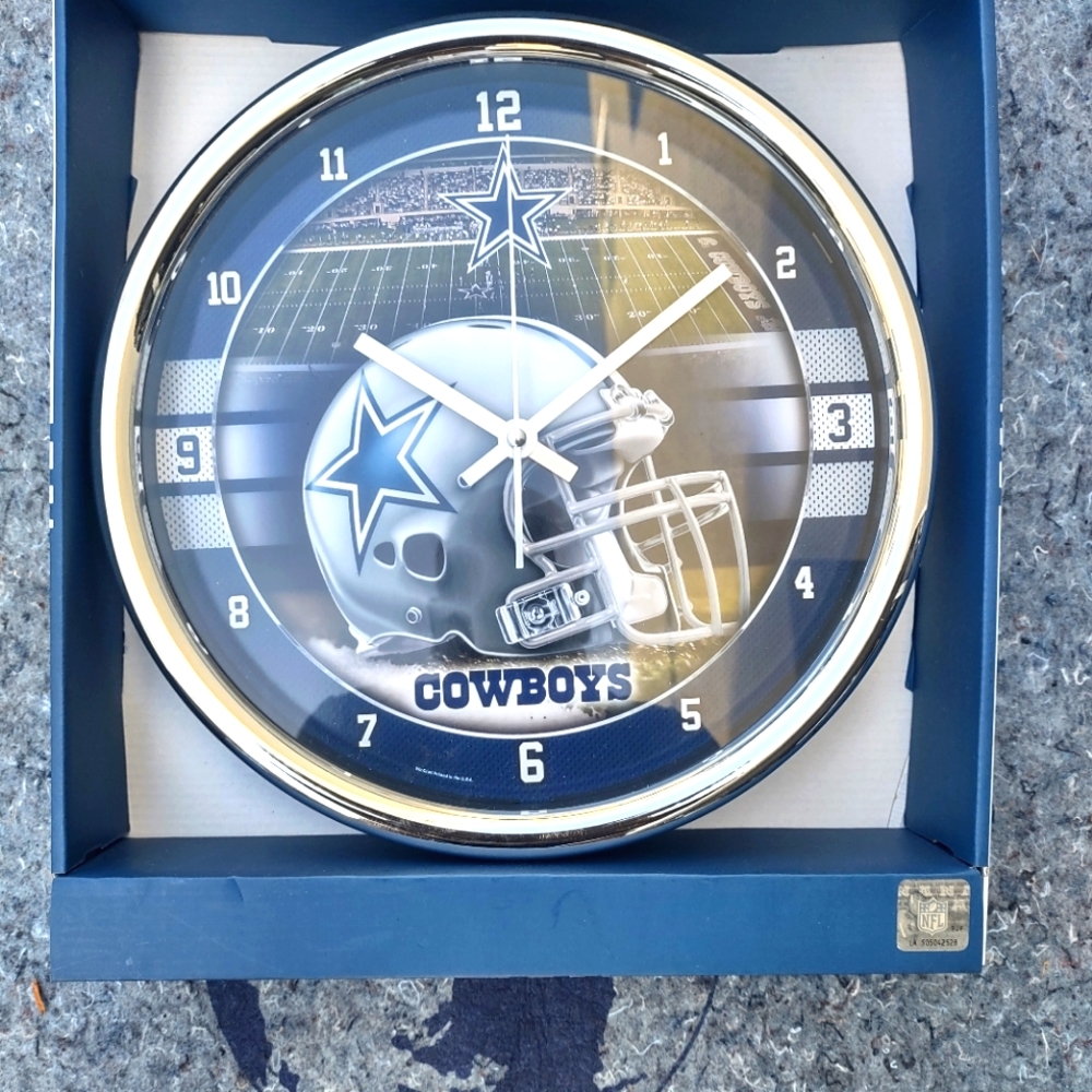 NFL official New England Patriots wall clock